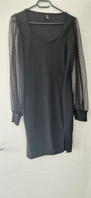 Robe noire tulle