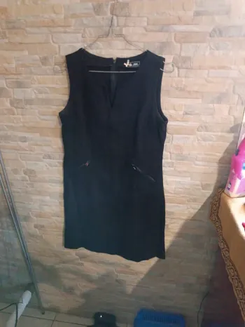 Robe noire Sinequanone 40