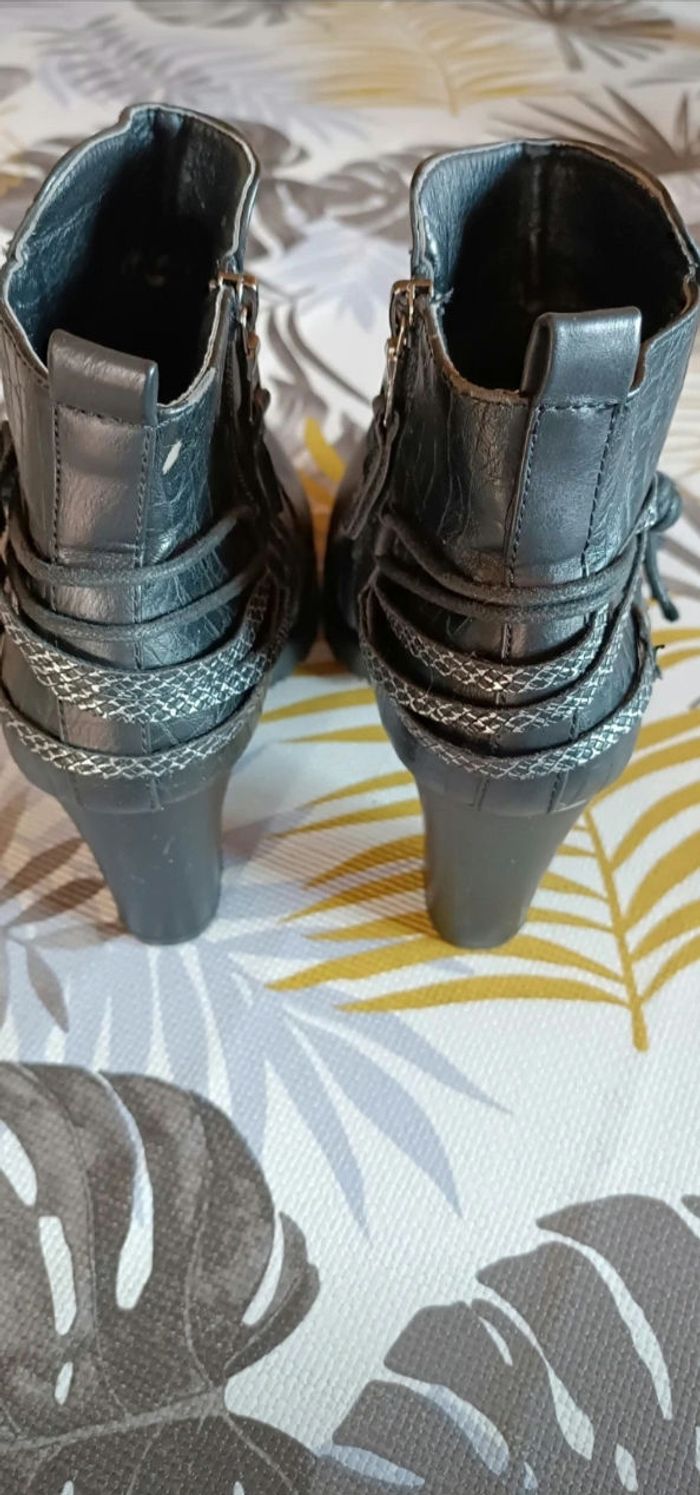 Bottines - photo numéro 4