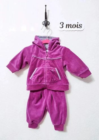 Ensemble jogging bébé fille Okaïdi taille 3 mois
