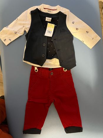 Ensemble pantalon, chemise et gilet 9 mois - neuf avec étiquette