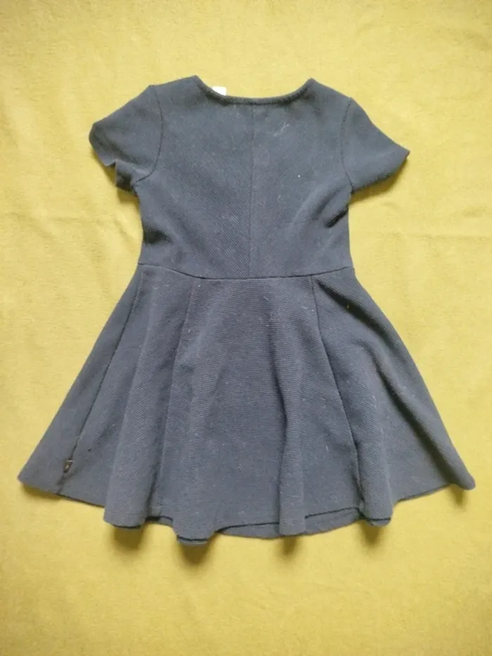 Lot robes 5ans - photo numéro 8