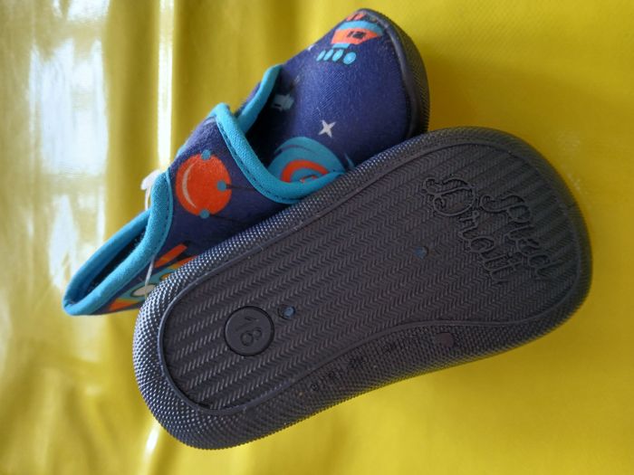 chaussons garcon 18 - photo numéro 2