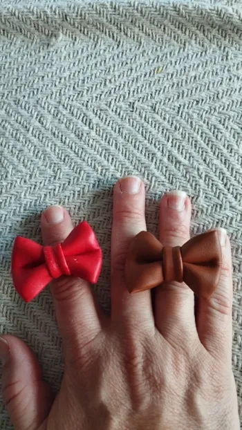 Lot de deux bagues noeud rouge et marron ajustable fantaisie