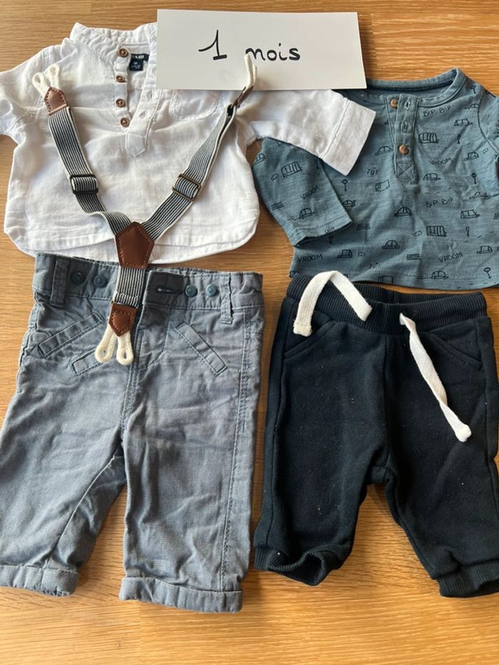 Lot 2 ensembles 1 mois