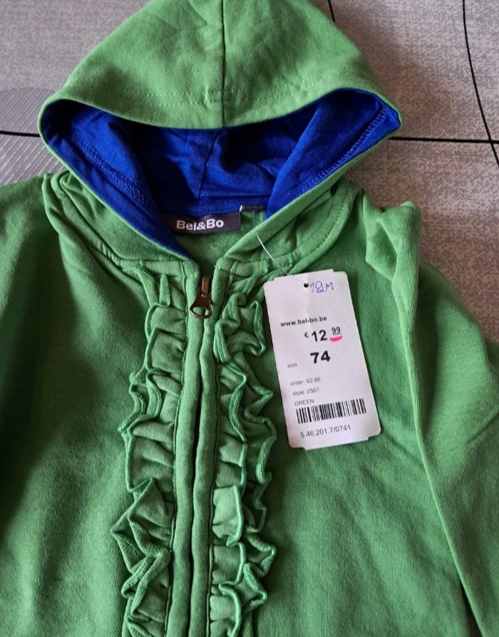 Gilet NEUF pour fille 9 / 12 mois (74) - photo numéro 4