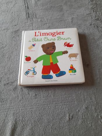 Livre l'imaginer de petit ours brun
