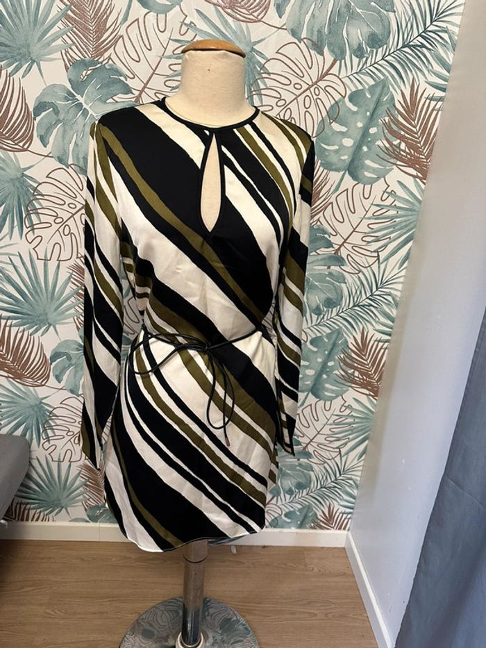 Robe Mango neuve tM