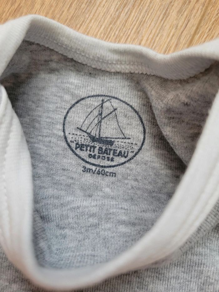 Lot bodies manches courtes - Petit Bateau - photo numéro 4