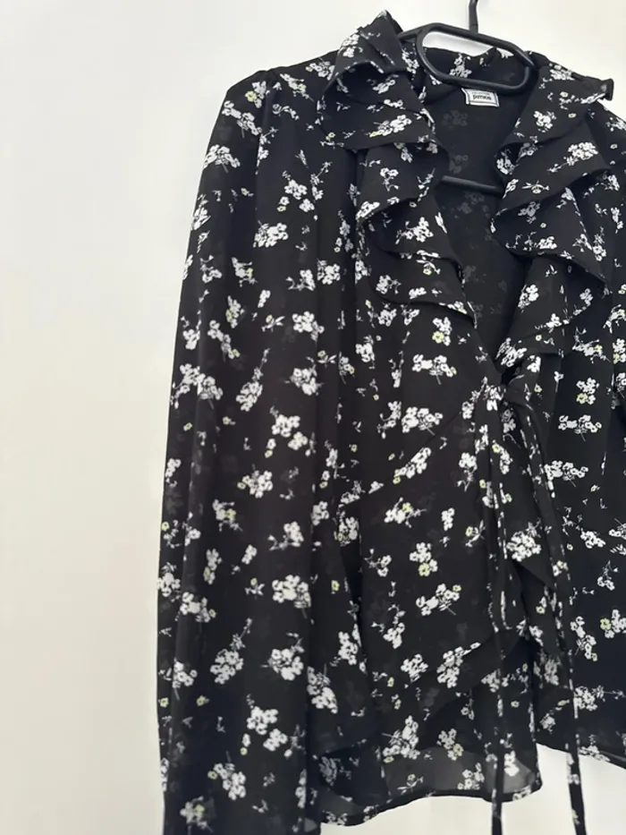 Blouse ouverte sur le devant à fleurs fluide et léger Pimkie - photo numéro 2