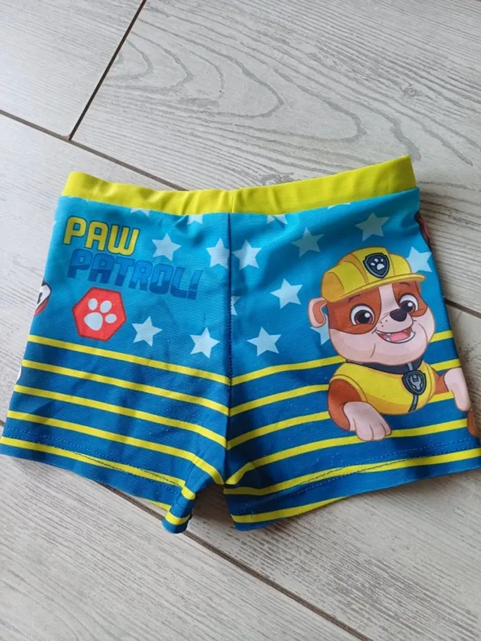 2 Maillots de bain garcon 5-6 ans dont un pat patrouille - photo numéro 4
