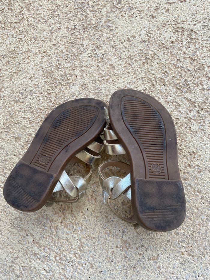 Sandales couleur or kiabi - photo numéro 2