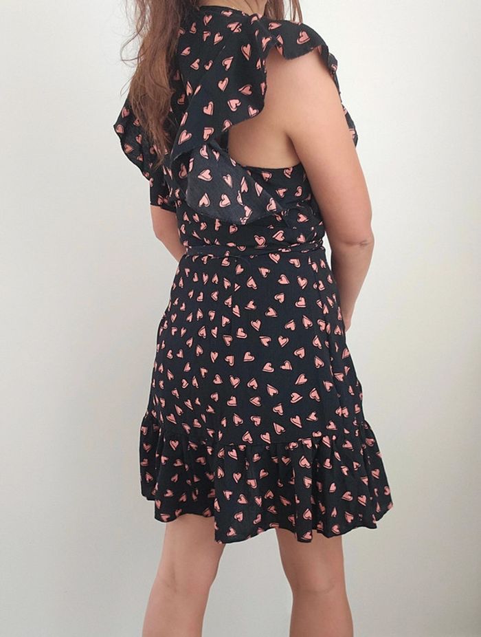 Robe noire cœurs rose - photo numéro 3