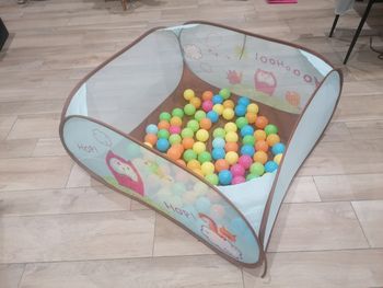 Air de jeux avec 90 balles