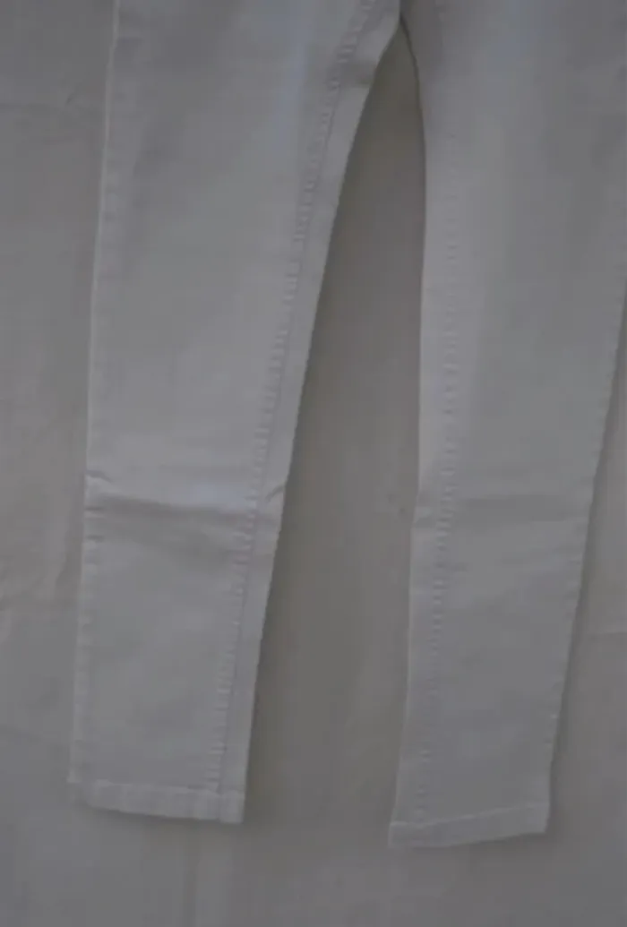 Pantalon blanc - photo numéro 4
