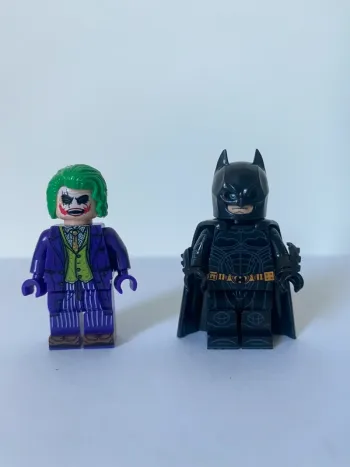 Figurine type lego Batman et le joker Dc comics