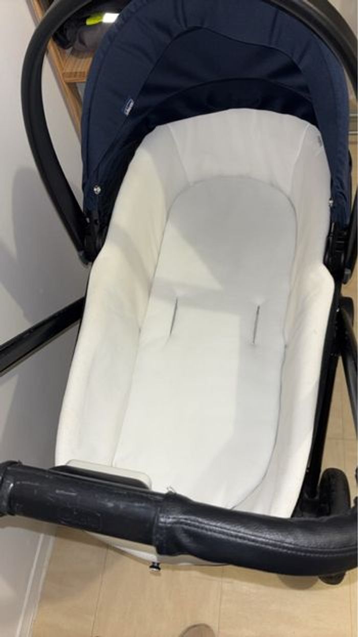 Poussette chicco 3 en 1 - photo numéro 4