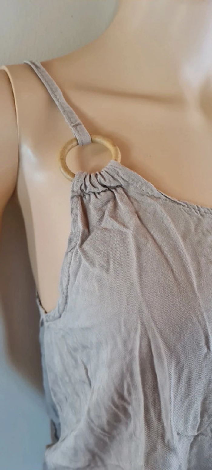 Jolie haut a bretelles - photo numéro 3