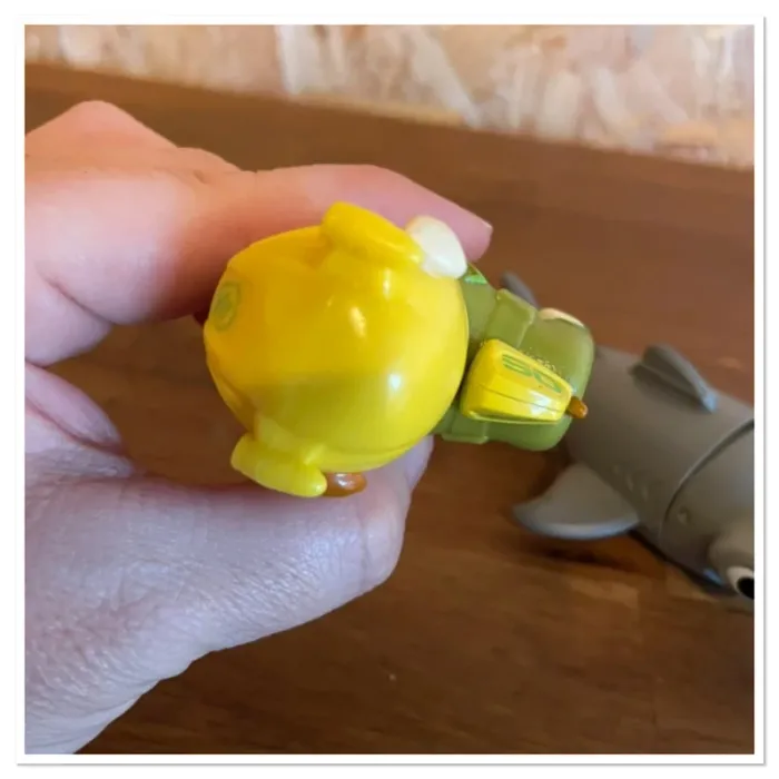 Idée Cadeau 🎁 Figurine Aqua Pups de Ruben avec son requin marteau de la Pat Patrouille - photo numéro 7