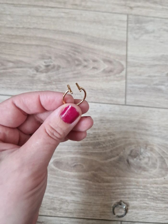 Bague fantaisie dorée + bracelet fin, neufs - photo numéro 4