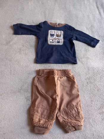Ensemble Pantalon et T-Shirt Taille 3 mois