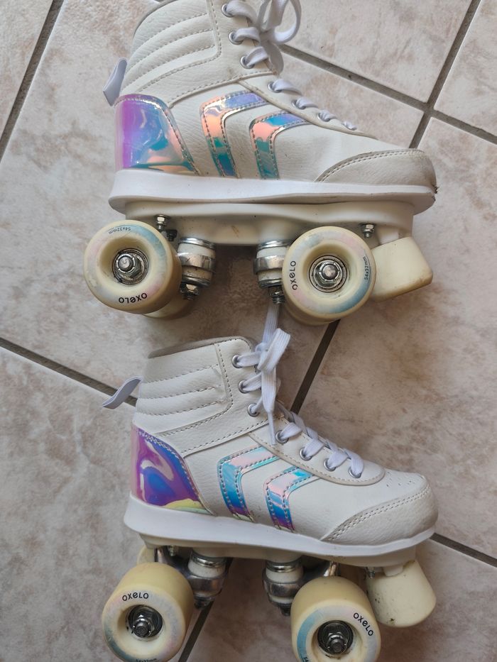 Patins à roulettes pointure 33 - photo numéro 4