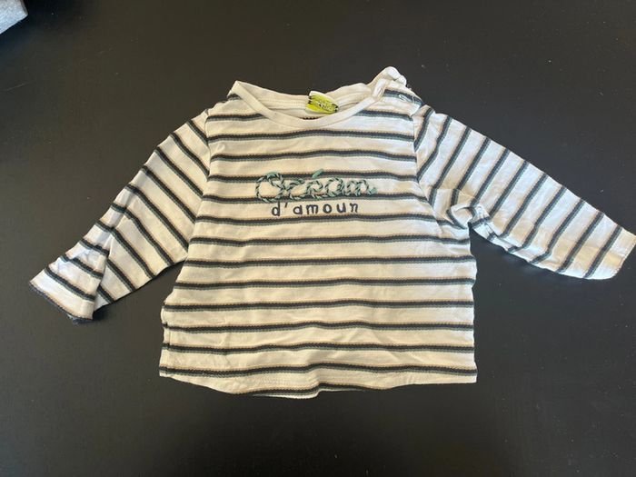 TEE shirt tape a l’œil 12 mois