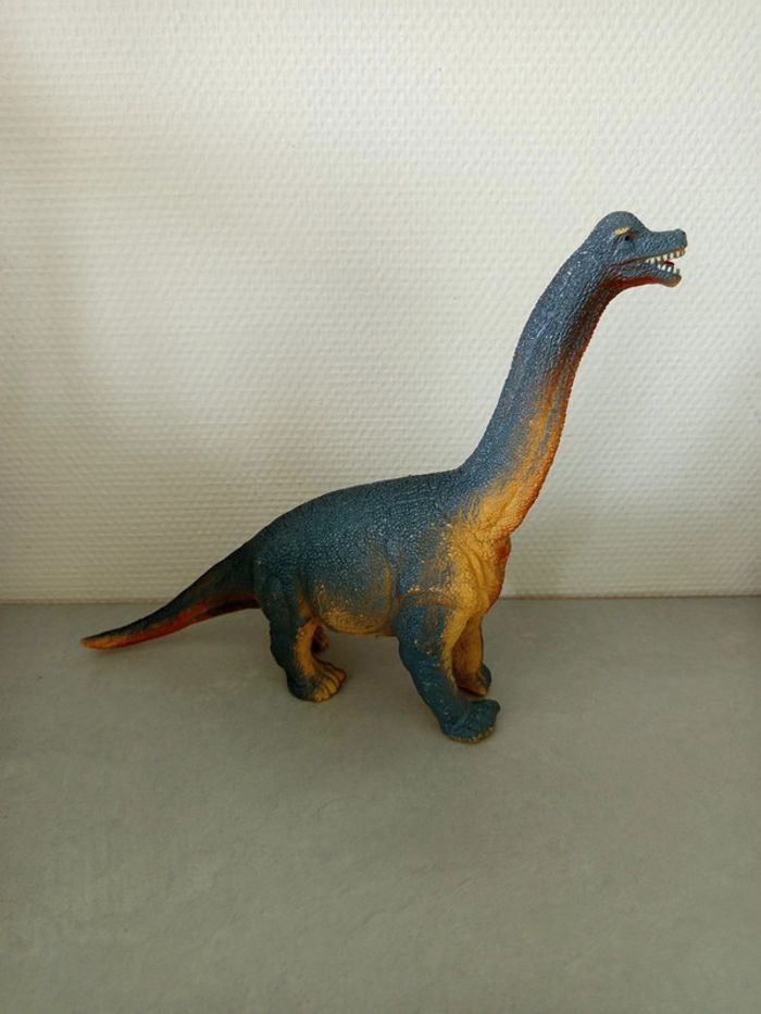 Grand dinosaure - photo numéro 3