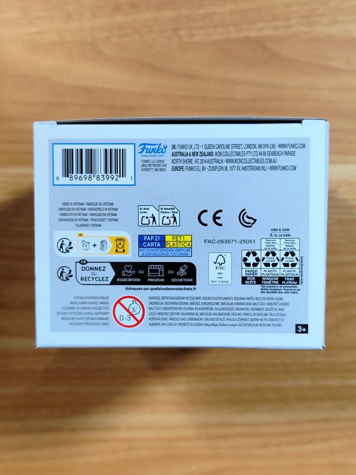 Funko Pop! Marvel Rivals Magneto 1065 - Tête Oscillante Bobblehead - photo numéro 6