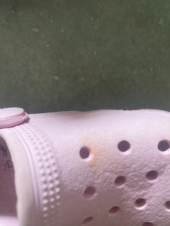 Crocs fille taille 22 - photo numéro 2
