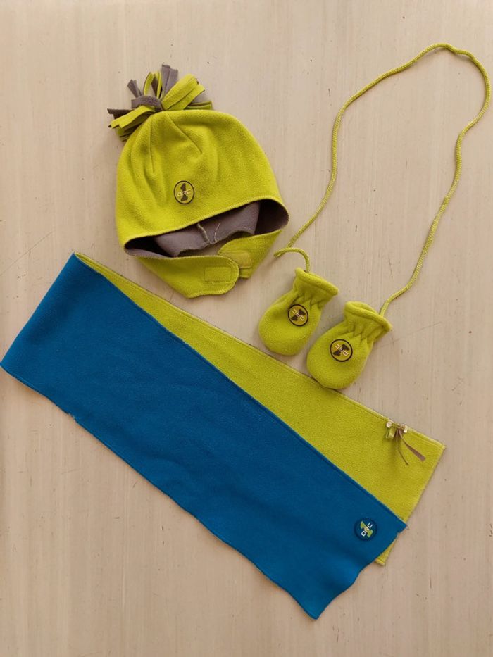 Bonnet + écharpes + moufles polaire 6-12M