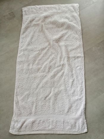 serviette 96 x 47 cm