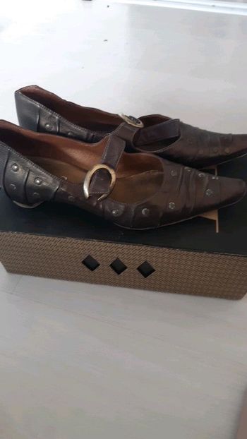 CHAUSSURES CUIR