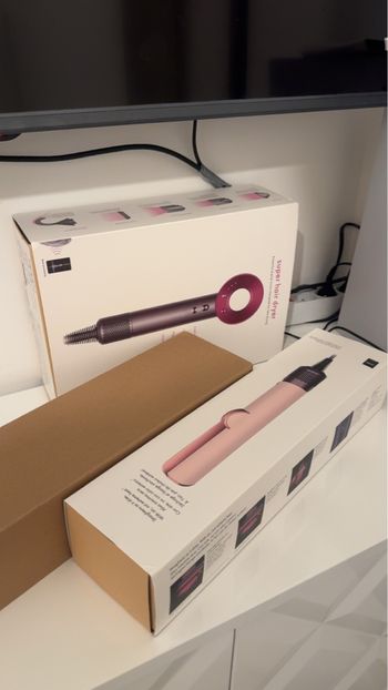 Seche cheveux style dyson 