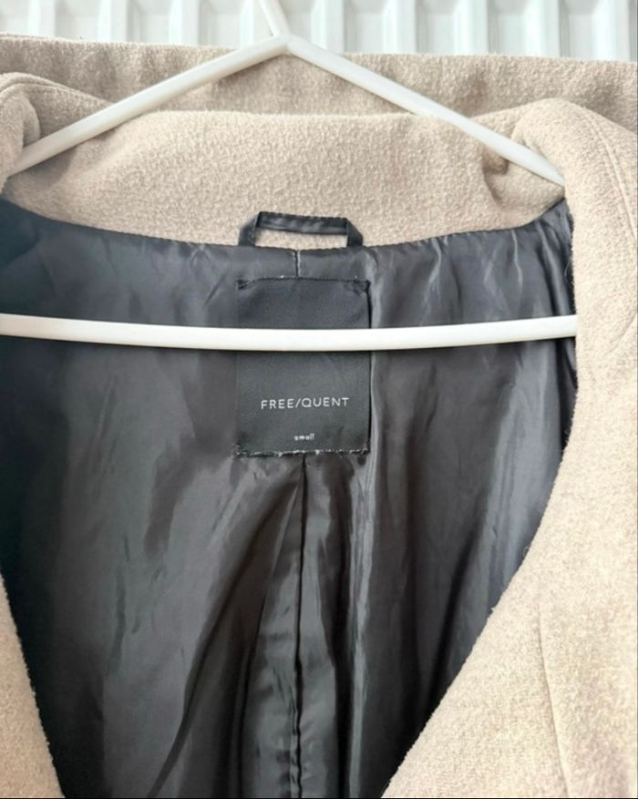 Manteau mi long beige - photo numéro 3