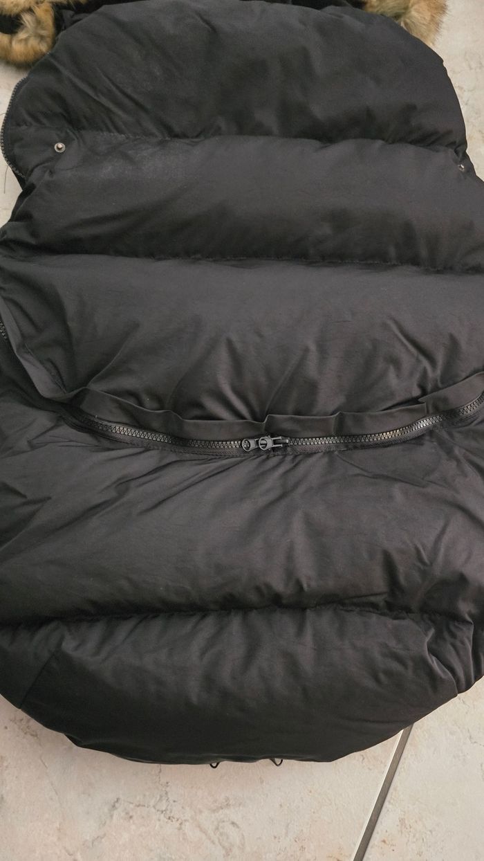🤩🥰😍( Neufs non servis) ensemble: chanceliere évolutive 0/6ans et gants  spécial poussette  (ferme)😍🤩🥰 - photo numéro 3