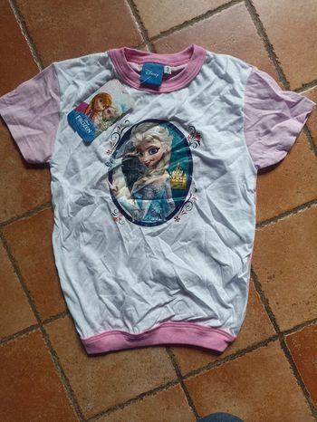 T shirt reine des neiges 3 ans