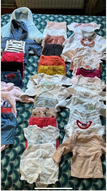 Lot 60 articles bébé fille 3-6 mois