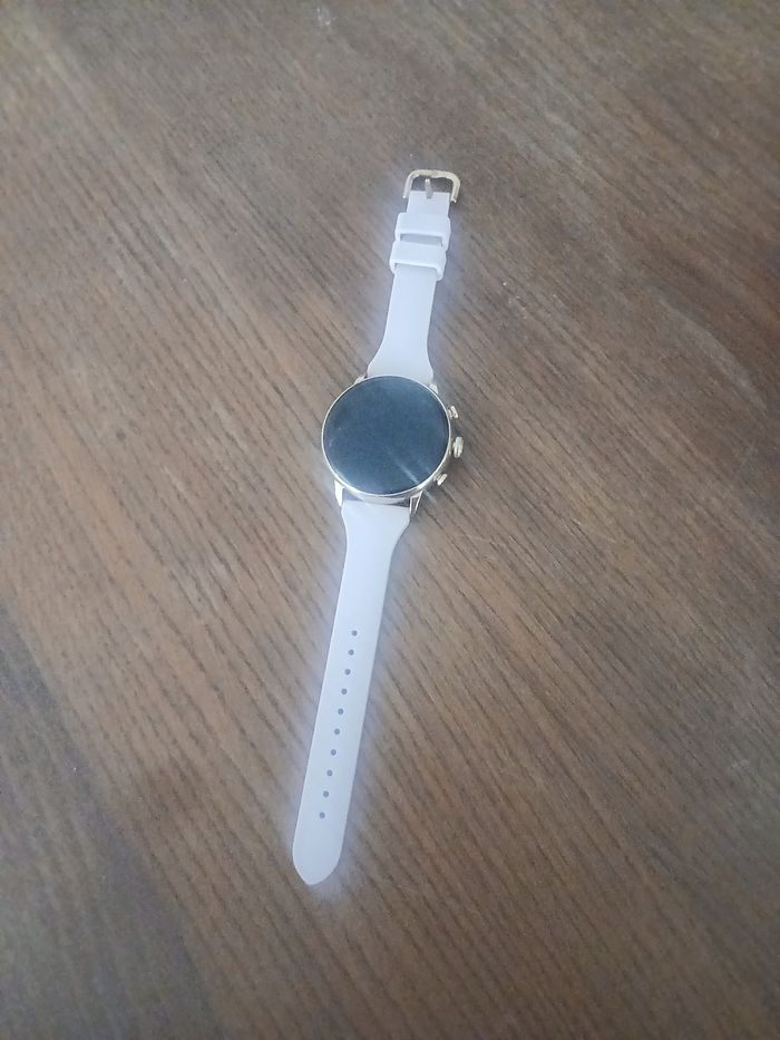 Montre connecté - photo numéro 2