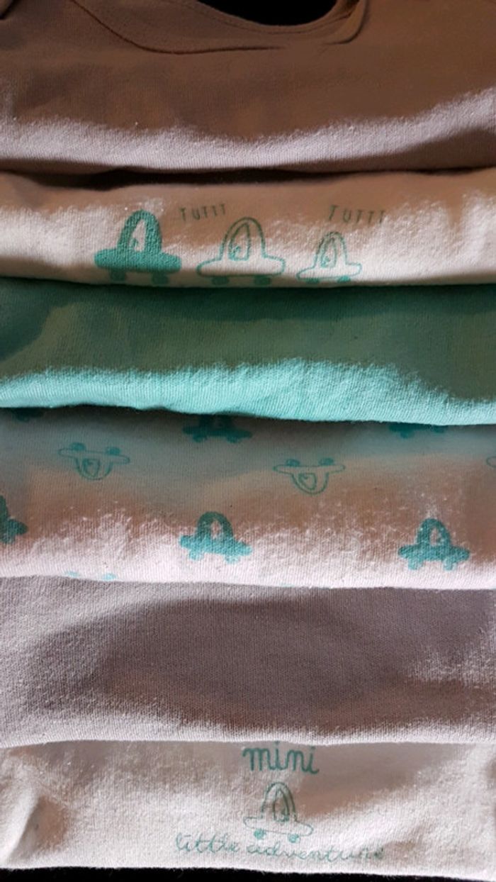 Lot de bodies - photo numéro 3