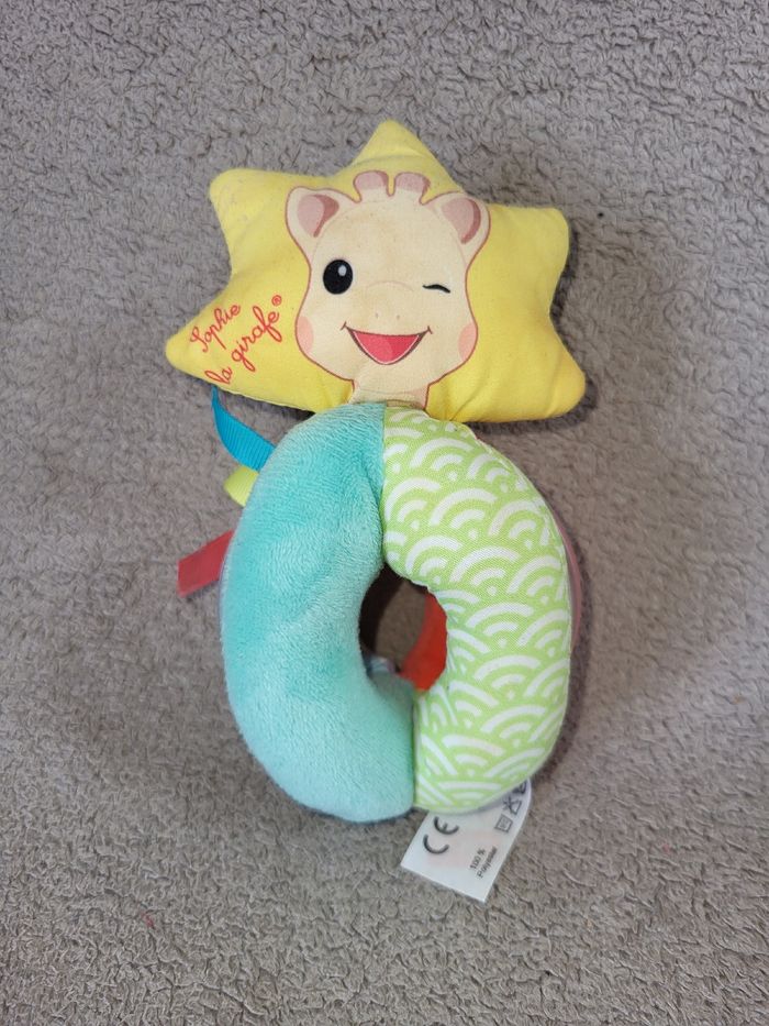 Hochet Sophie la girafe Vulli