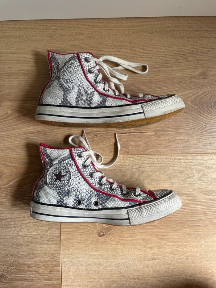Converse montantes cuir effet serpent – clous et liseré rouge - photo numéro 6