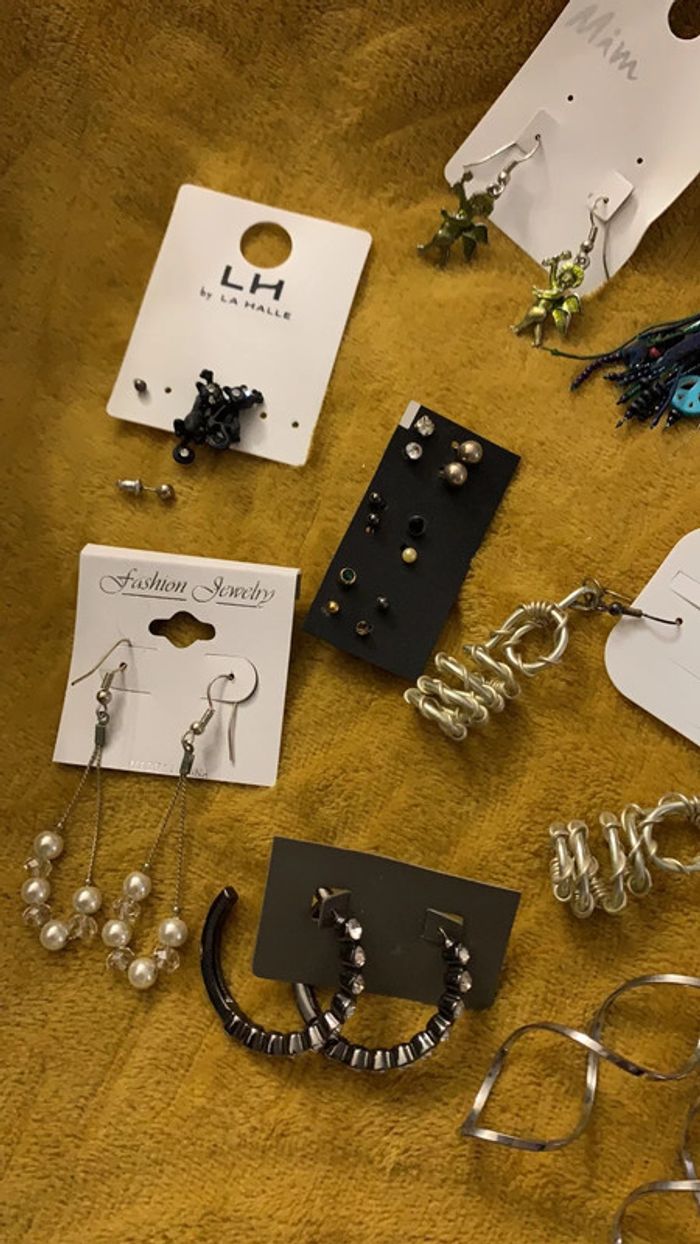 Lot de boucles d’oreilles - photo numéro 4