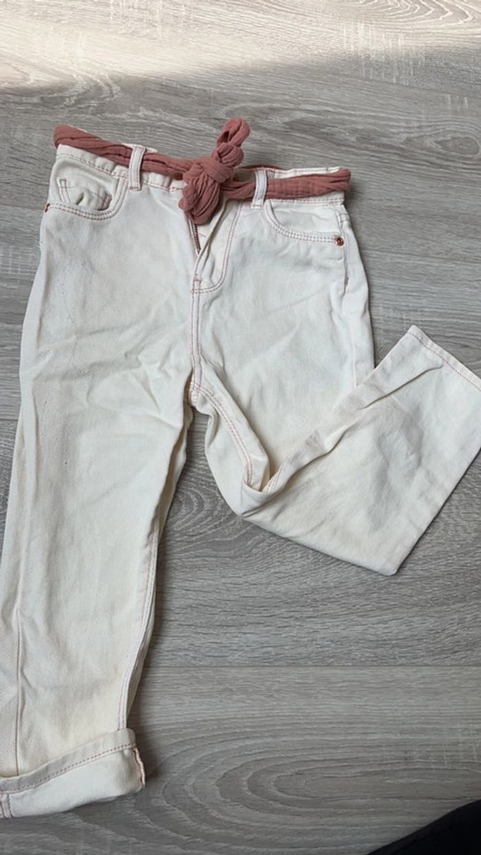 Jean fille blanc cassé / beige 4 ans