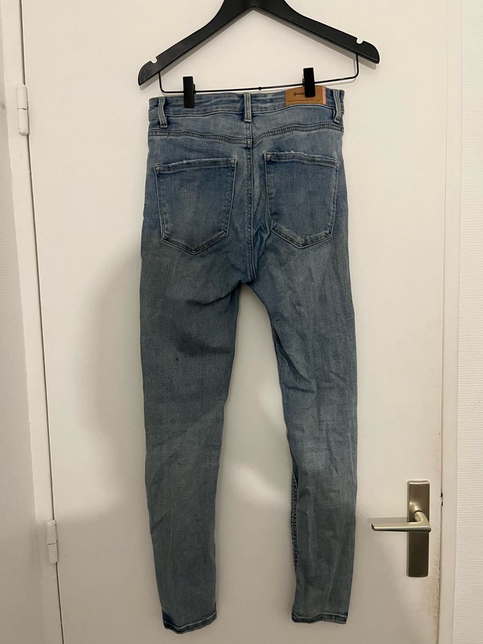 Jean bleu - photo numéro 2