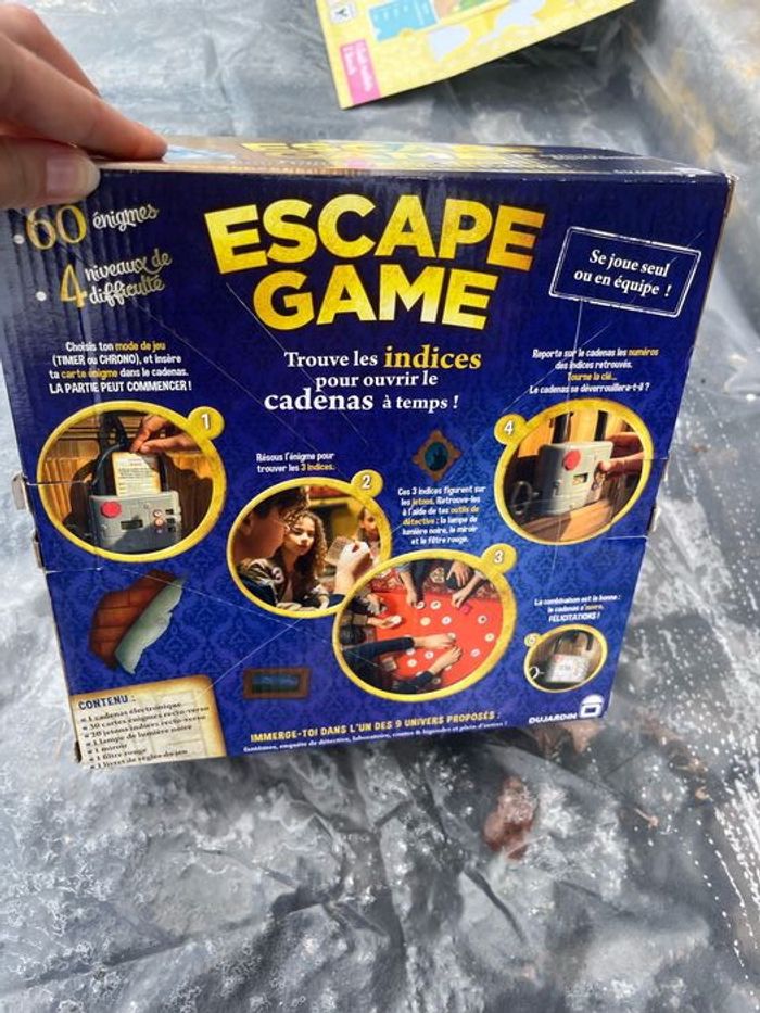 Jeu escape game très bon état voir état neuf - photo numéro 2