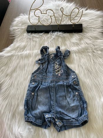 Très jolie salopette short absorba 12 mois