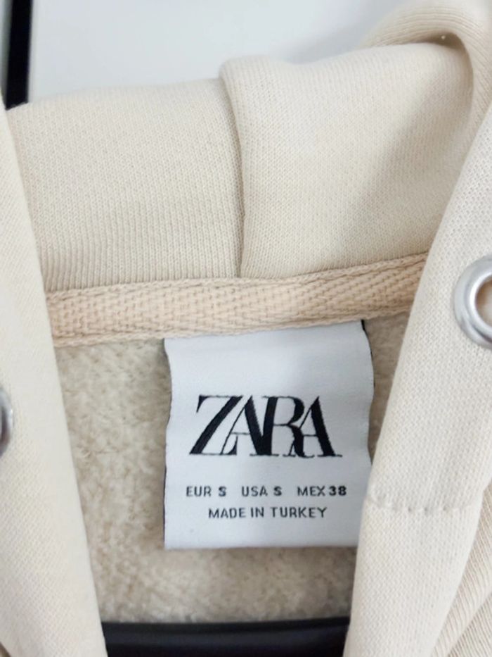 Pull à capuche Zara - photo numéro 3