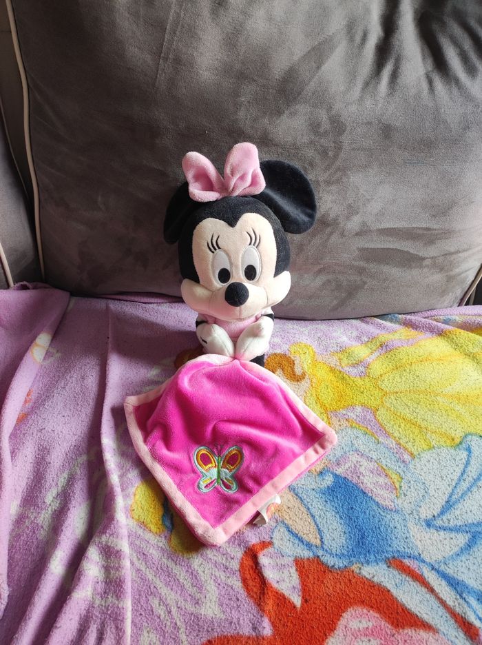Peluche Minnie - photo numéro 2