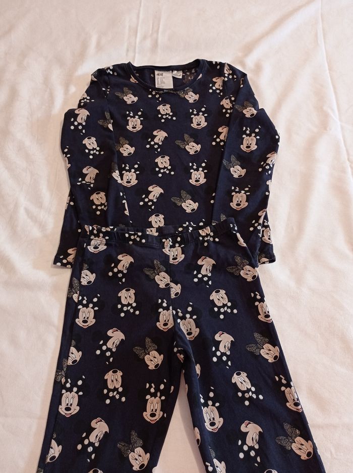 Magnifique pyjama pour garçon ou fille voir photos taille 8 ans pyjama 2 pièces - photo numéro 4